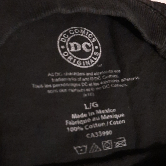 many shirts, mostly marvel - Picture 8 of 12